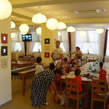 Hotel Astra Braşov Esterno foto