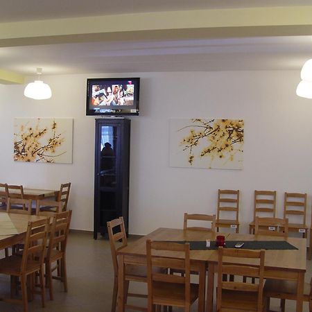 Hotel Astra Braşov Esterno foto