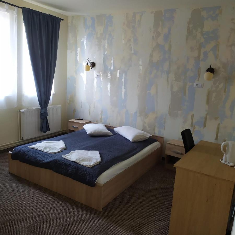 Hotel Astra Braşov Esterno foto