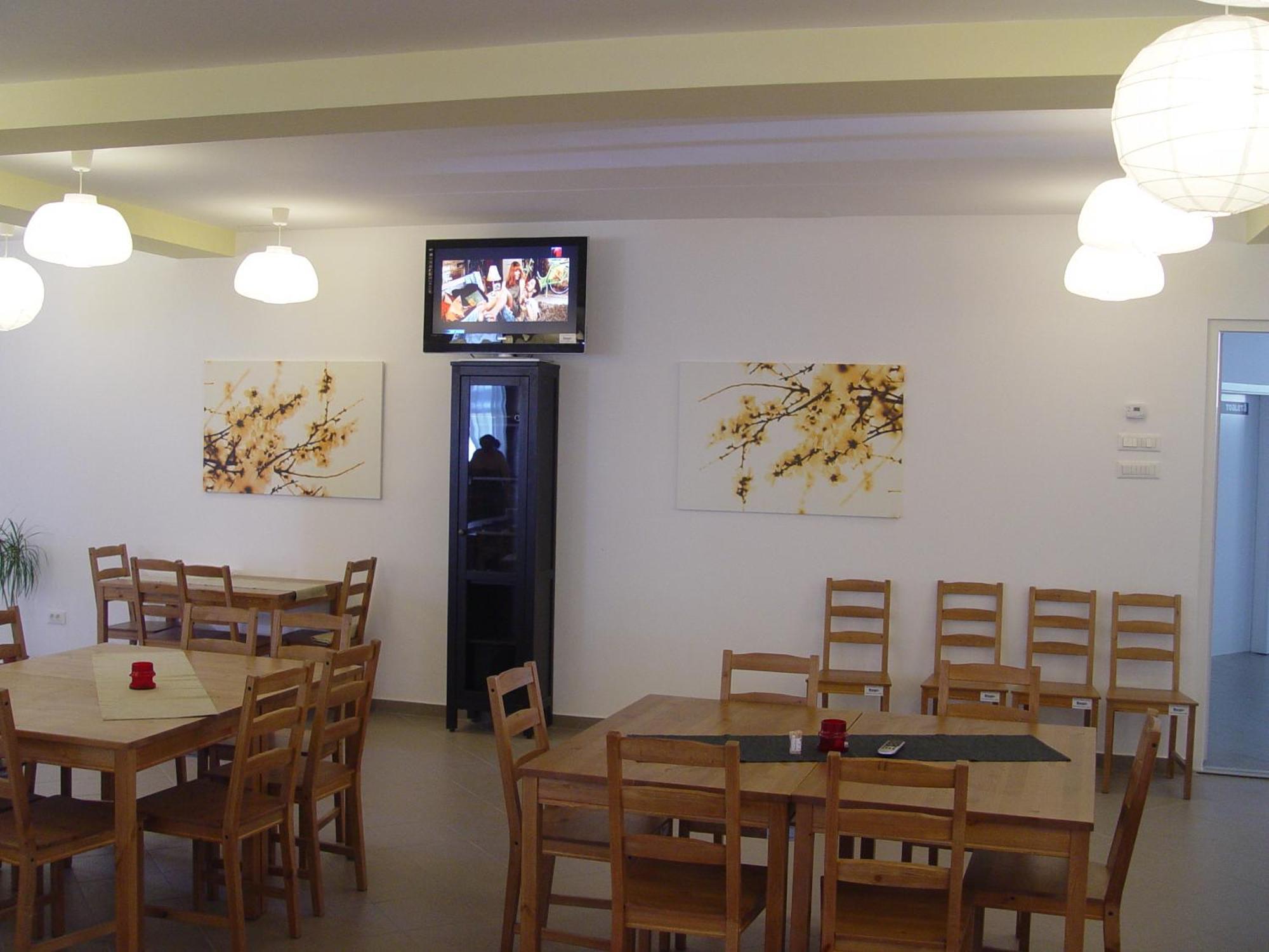 Hotel Astra Braşov Esterno foto
